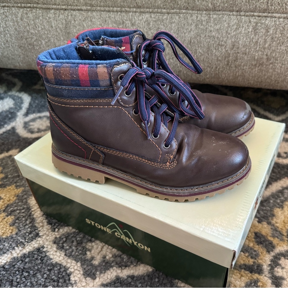 Stone Canyon Boots
